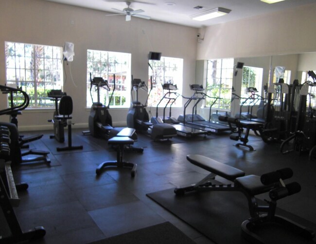 Building Photo - 2598 Robert Trent Jones Dr