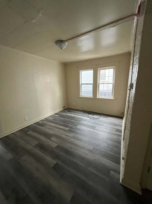 Foto del edificio - 347-349 N Beech St