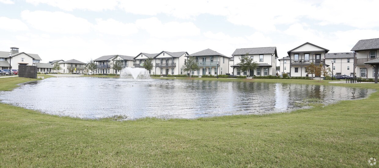 Arlington Cottages and Townhomes Apartments in Baton Rouge, LA