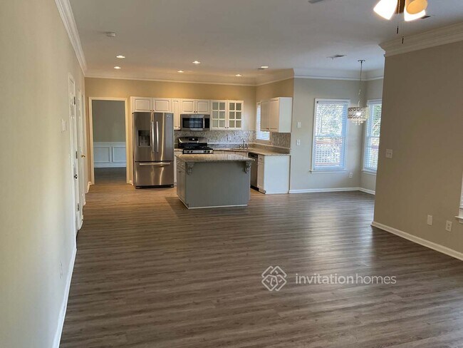 Foto del edificio - 2160 Soft Pine Ln NW