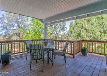 Front patio - 1003 N Matterhorn Rd