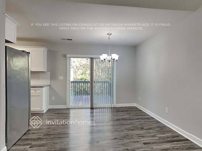 Foto del edificio - 4105 Rev Williams Dr