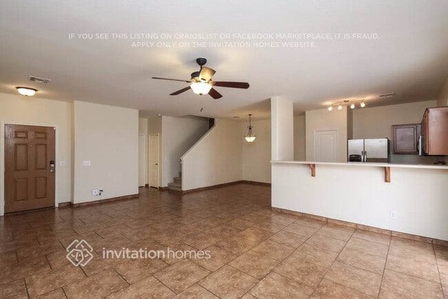 Building Photo - 7041 W Mercer Ln