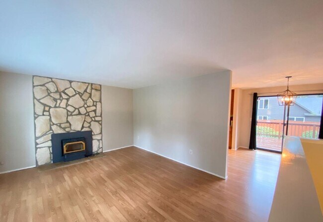 Foto del edificio - 26312 Timberlane Dr SE