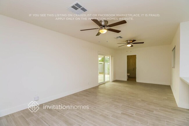 Foto del edificio - 743 W Ivanhoe St