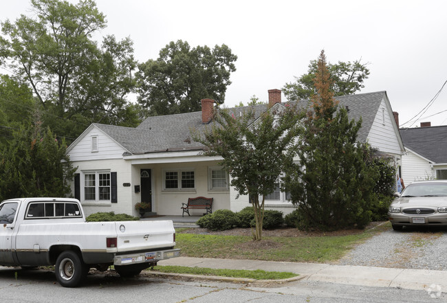 Foto del edificio - 661-667 Ravenel St