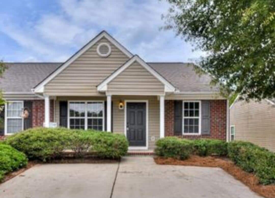 Primary Photo - 1133 Bison Way