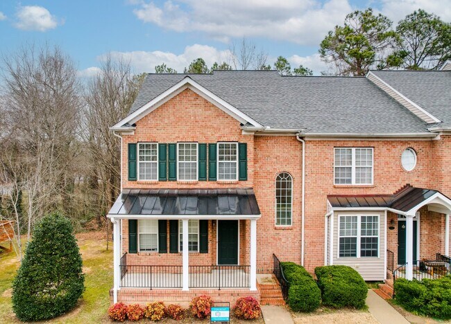 Building Photo - Application Pending * End Unit Townhome wi...