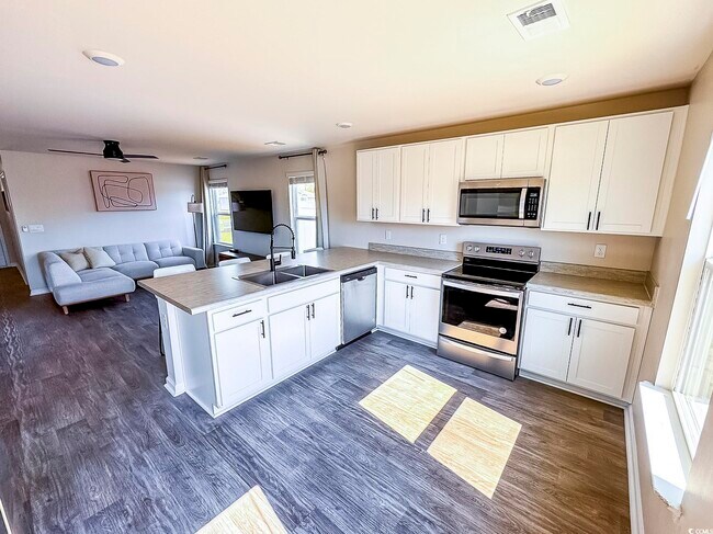 Foto del edificio - 264 Jeff Waters Cir