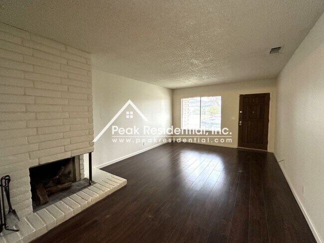 Foto del edificio - 2 br, 2 bath House - 5208 Karm Wy