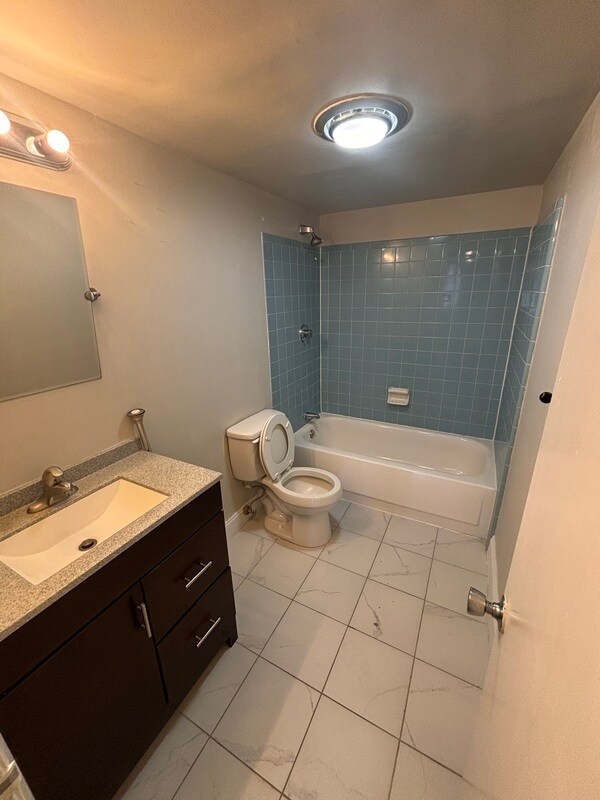 Foto del edificio - 1825 St Julian Pl