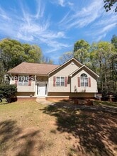 Building Photo - 228 Nina Cir