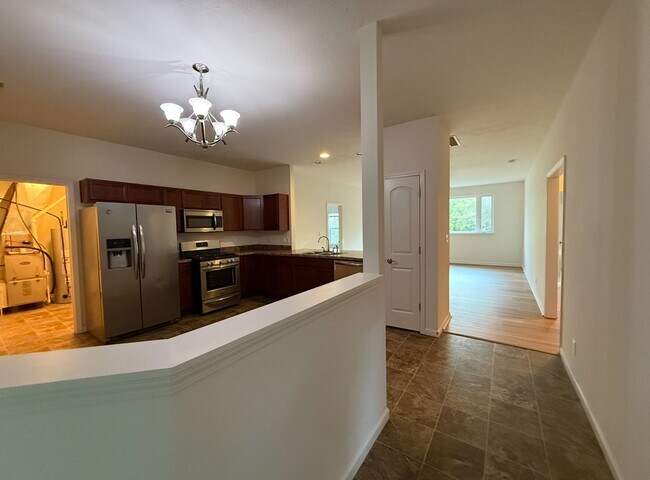 Foto del edificio - Blackthorne Community...3 Bedroom 2 Bath w/office