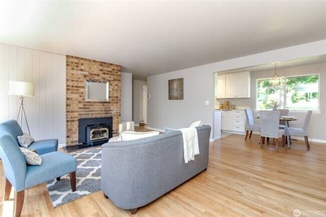 Foto del edificio - 30240 7th Ave S