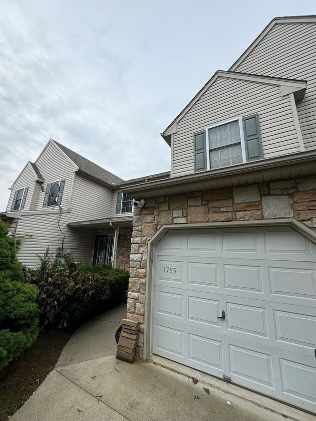 1755 Pinewind Dr, Alburtis, PA 18011 House Rental in Alburtis, PA