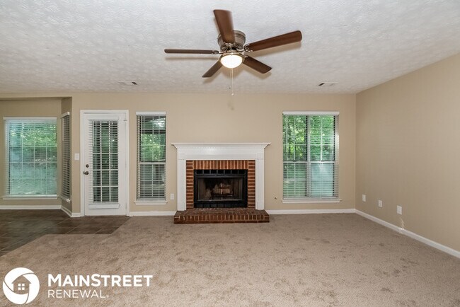 Building Photo - 4987 Wedgewood Pl