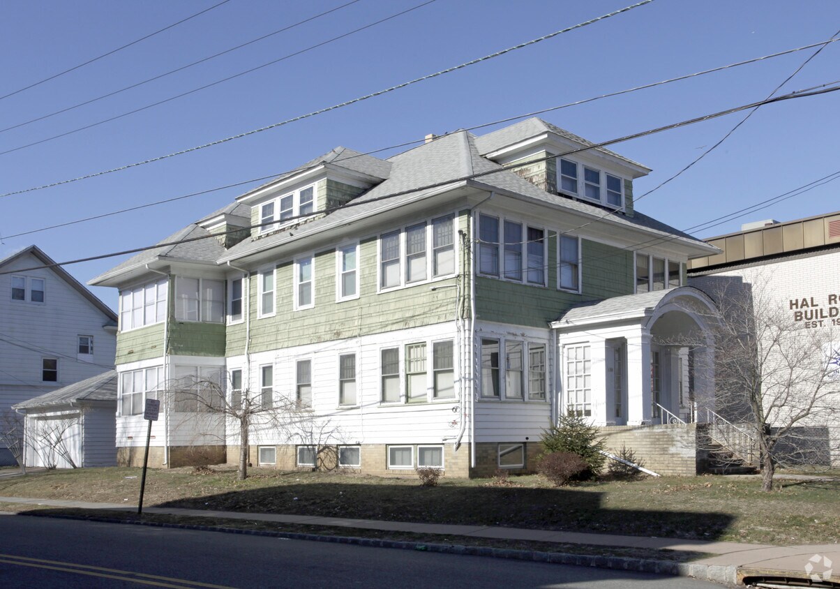 Primary Photo - 116 Elmora Ave