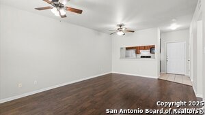 Foto del edificio - 530 Dukeway Dr