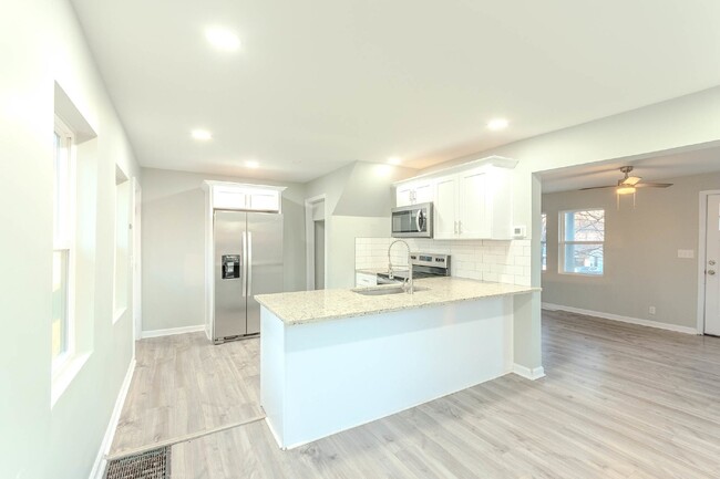 Foto del edificio - Renovated 3 bed 1 bath in Old Hickory Vill...