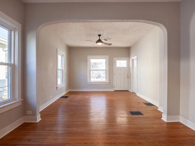 Foto del edificio - 1838 South St