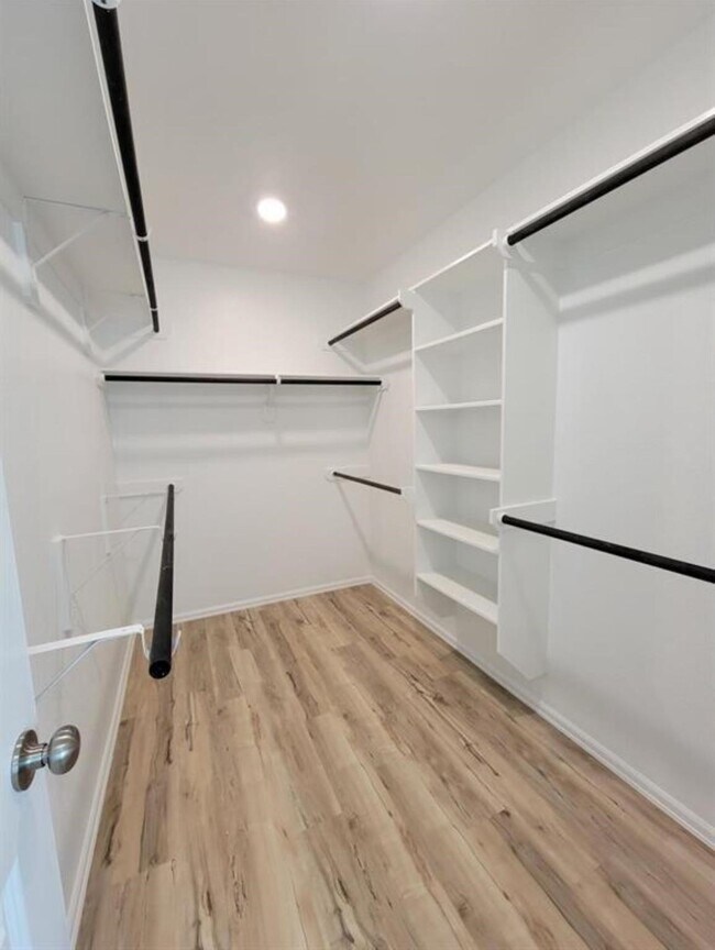 Foto del edificio - 31719 Splitting Willow Ln