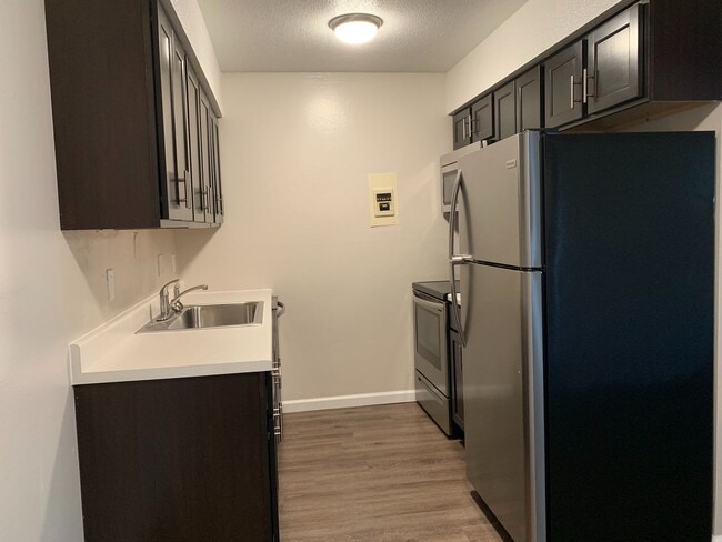 Interior Photo - The Village on University