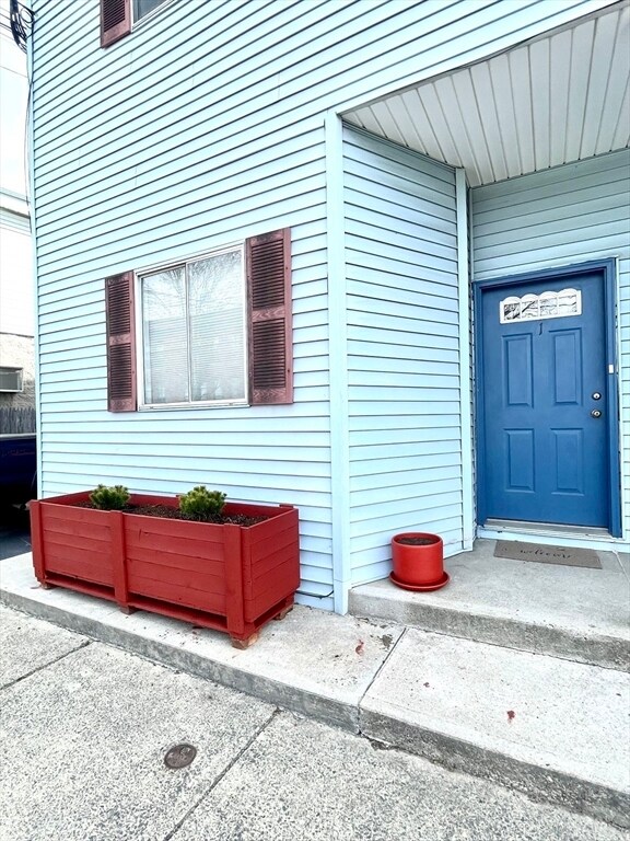 Foto del edificio - 217-221 Highland Ave