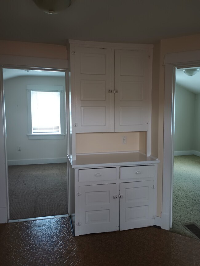 Kitchen pantry - 309 S 16th St