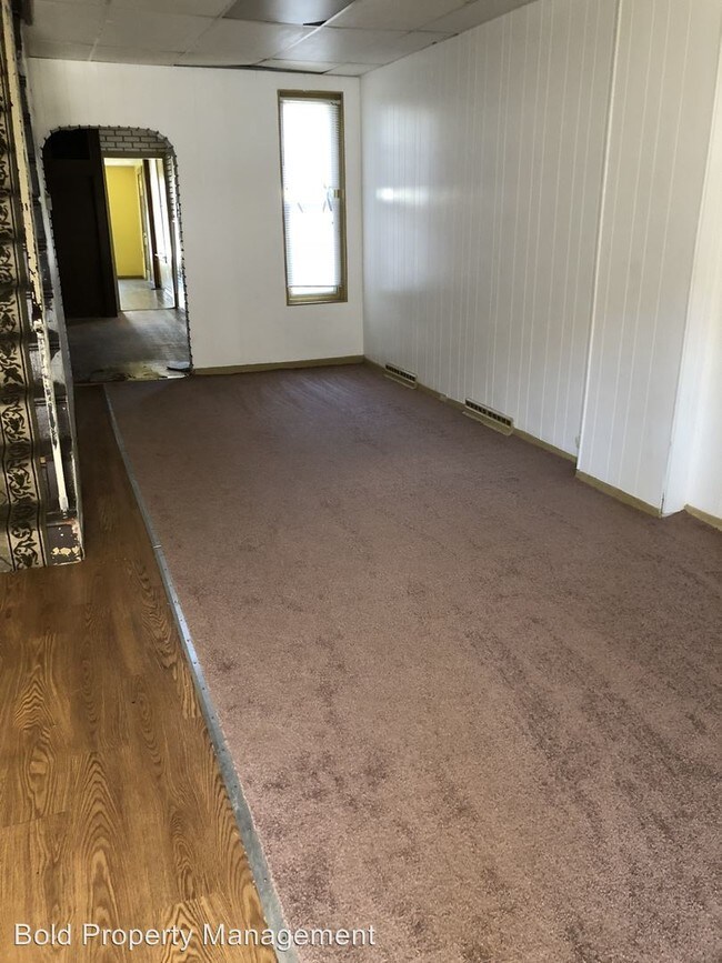 Building Photo - 4 br, 1 bath House - 663 Gordon St.