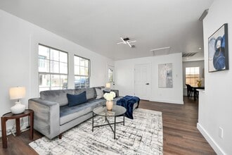 Building Photo - 4215 Eli St