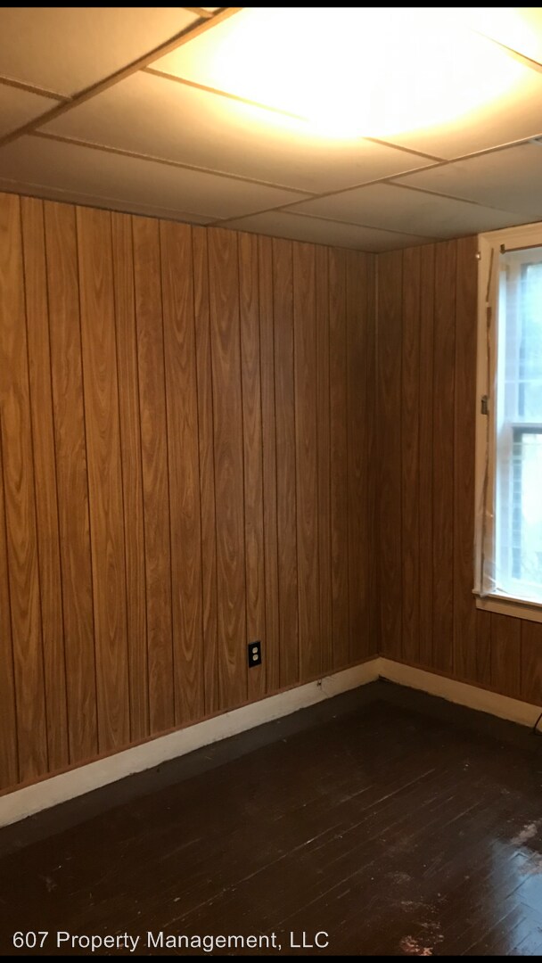 Building Photo - 1 br, 1 bath Apartment - 62 Mitchell
