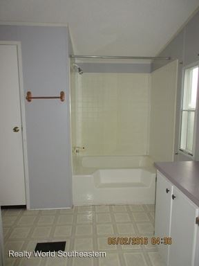 Foto del edificio - 633 Johnson Nursery Rd