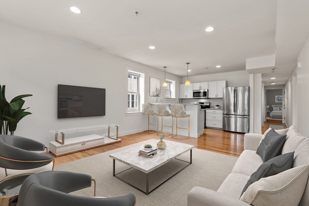 Foto principal - 236 E St