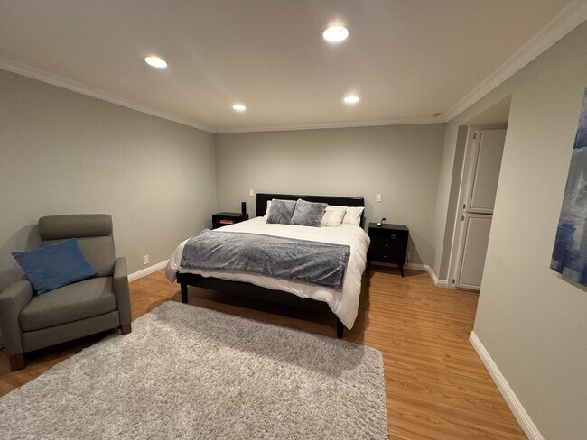 Foto del edificio - 848 Lincoln Blvd