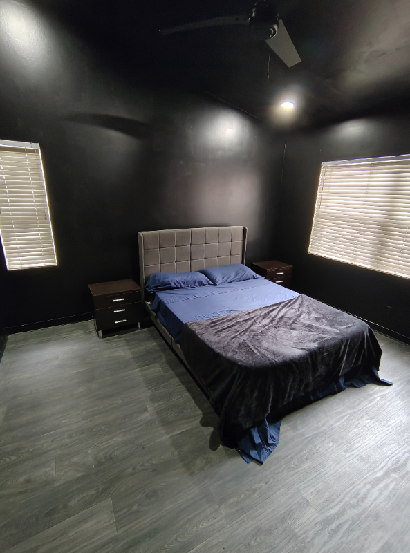 Foto principal - 1351 Springside Dr