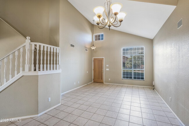 Building Photo - 9643 E Sheena Dr