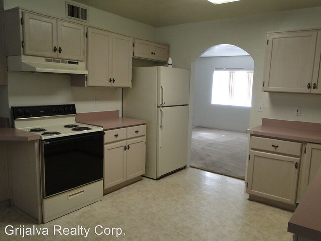 Building Photo - 3050 N Winstel Blvd