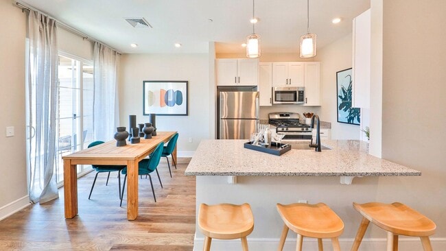 Building Photo - The Oaks at Copper Chase