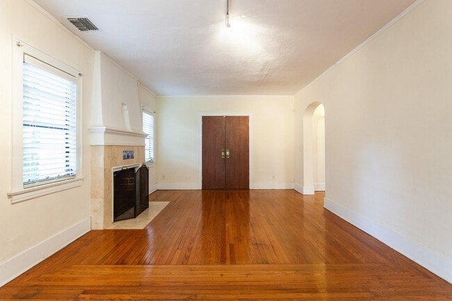 Foto del edificio - 1109 Ferdinand St