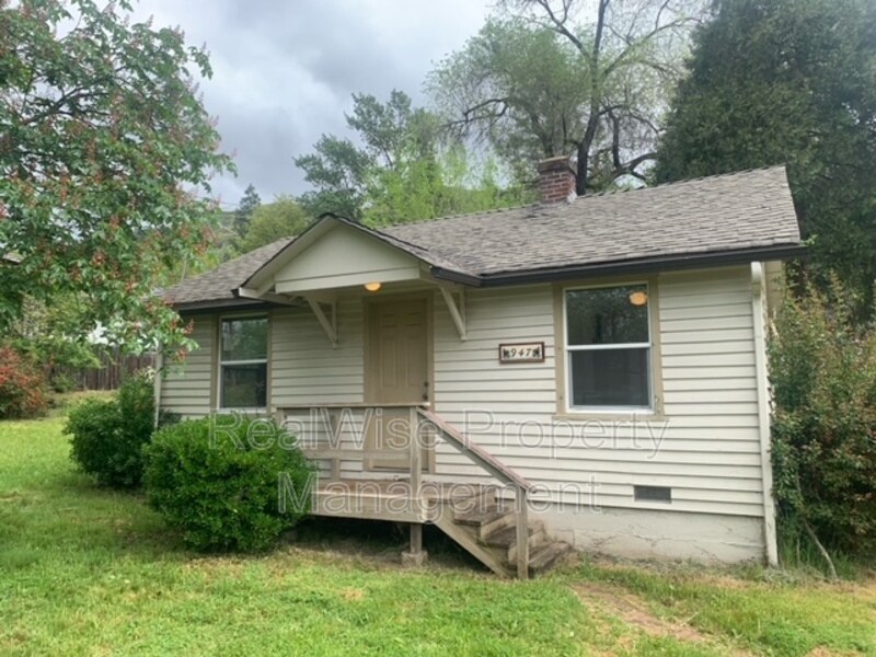 947 NE 12th St, Grants Pass, OR 97526 House Rental in Grants Pass, OR