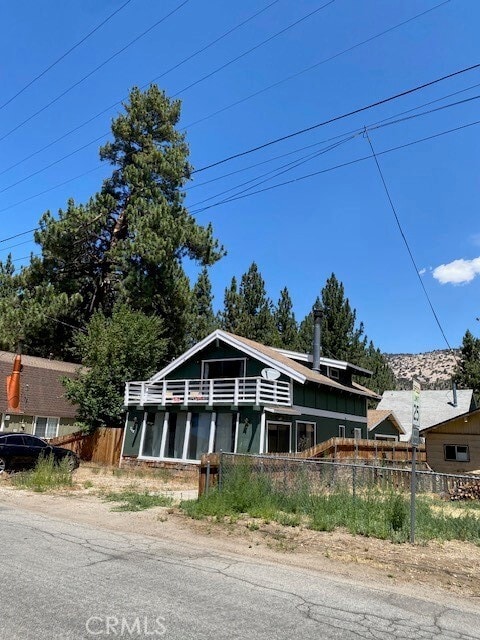 Building Photo - 749 Elysian Blvd