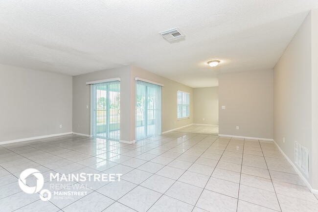Building Photo - 353 Florida Pkwy