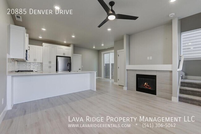 Foto del edificio - 20885 Denver Dr