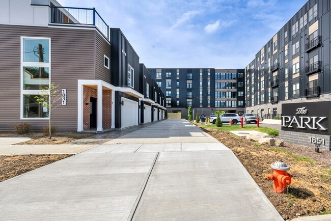 Building Photo - 1831 Brevier Ave