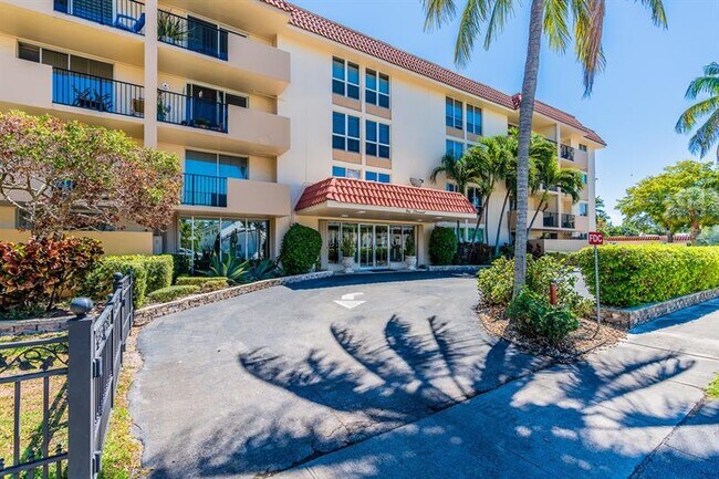 Foto del edificio - 1000 Spanish River Rd