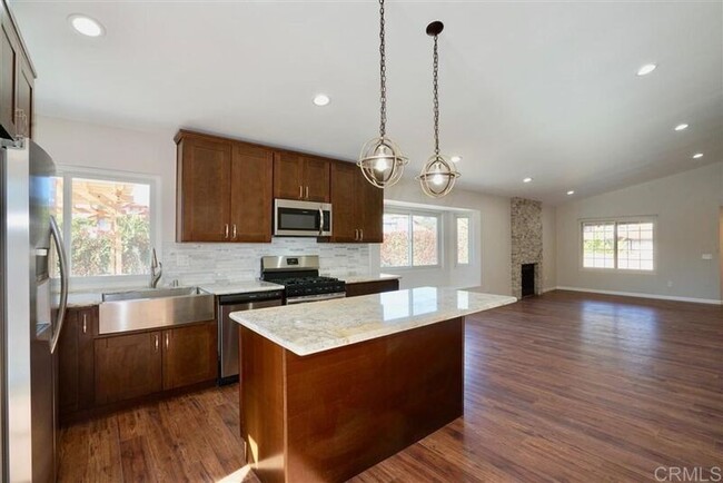 Building Photo - 11019 Canyon Mesa Ln