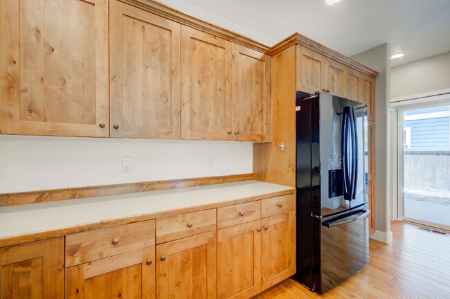 Foto del edificio - 3167 Spring Ridge Dr