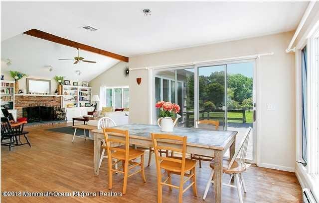 Foto del edificio - 5 Whipporwill Valley Rd