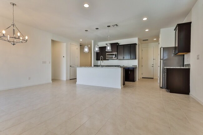 Foto del edificio - 11008 W Parkway Dr