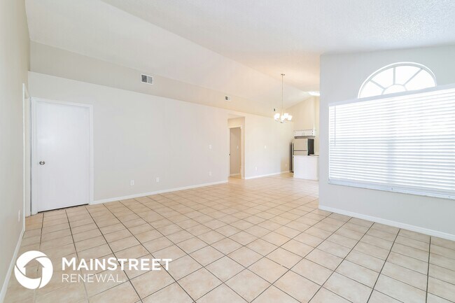Foto del edificio - 2551 Davenport Cir
